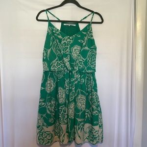 Green and cream dress size small